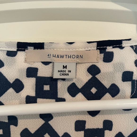 Hawthorn Blouse - Picture 2 of 3